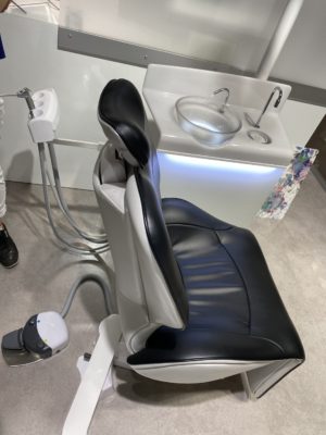 歯科ユニット