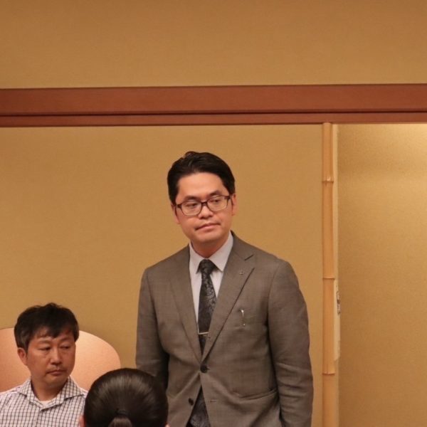 日本歯科大学解剖学部新入生歓迎会、歯周病専門医 倉治竜太郎
